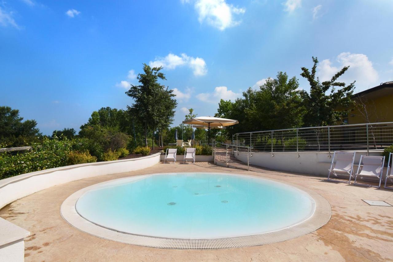 Agriturismo B&B Corte Tonolli Валеджо-суль-Минчо Экстерьер фото