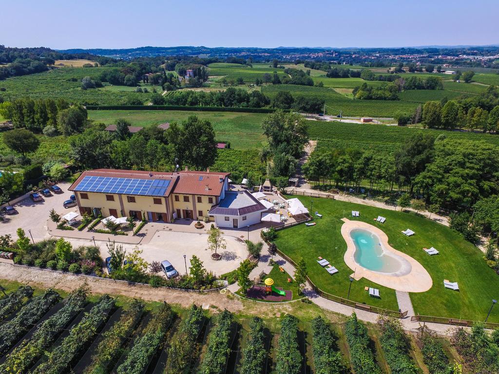 Agriturismo B&B Corte Tonolli Валеджо-суль-Минчо Экстерьер фото