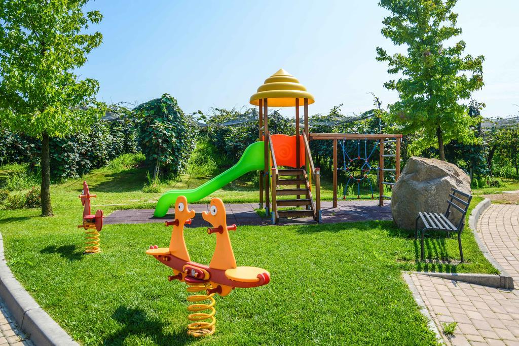 Agriturismo B&B Corte Tonolli Валеджо-суль-Минчо Экстерьер фото